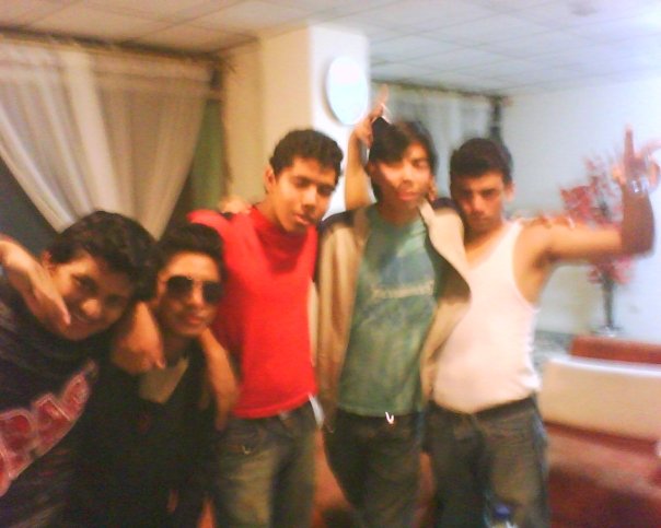 5770_1094529972471_1503223000_30221669_7416548_n