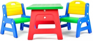 mesa y silla plastica