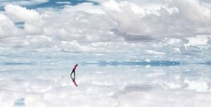 Salar de Uyuni, uno de los espejos más grandes del mundo, Bolivia.