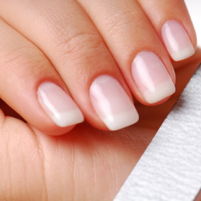 uñas tipo mate con brillo