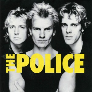 The Police comienza su historia en Londres, en 1976. En la capital británica se unieron tres jóvenes músicos: el guitarrista francés Henry Padovani, Sting (que tocaba el contrabajo en un modesto grupo de jazz) y Stewart Copeland.