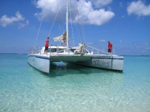 catamaran-pulling-in