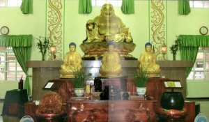 Imagen de Buda desde el templo yuang heng de Guayaquil