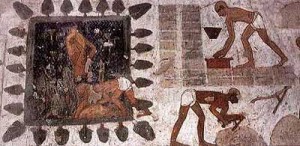 Obreros fabricando "adobes"