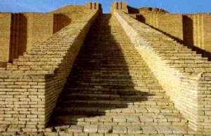 Construcción babilónica hecha de adobe