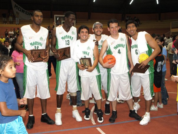 PREMIACION Y HOMENAJE