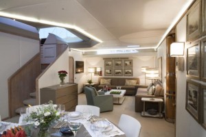 Philanderer-yacht-charter-salon