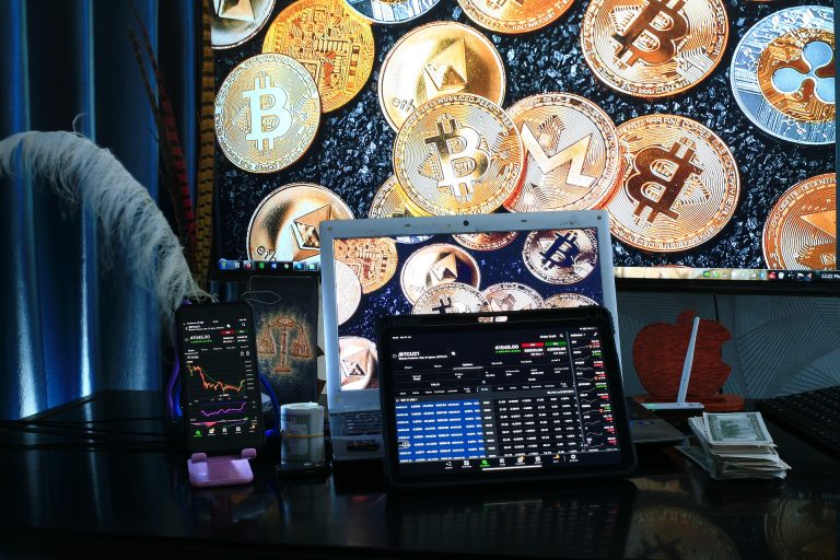 ¿Qué Son Las Criptomonedas Y Cuáles Son Las Más Rentables? | Noticiero ...