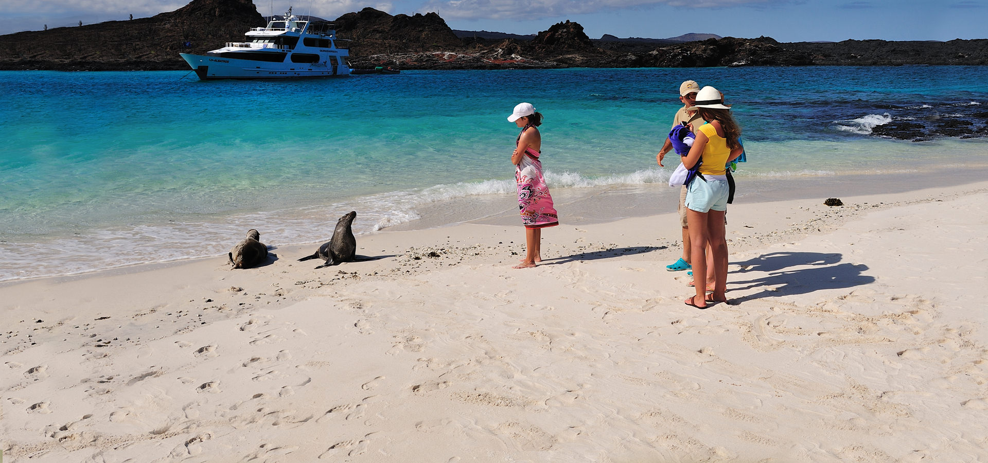 Paquetes de viajes baratos a las Islas Galápagos gracias al Mintur. Ministerio de Turismo del Ecuador