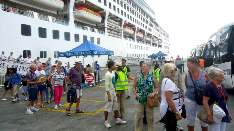 Crucero Sea Princess llega a Manta Ecuador y cierra la temporada de cruceros 2018-2019