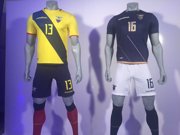 Vestimenta de Ecuador para Copa América Centenario - Daniel Estupiñan